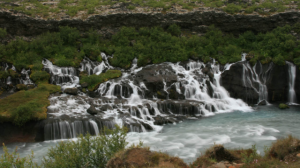 Ein seltsamer Wasserfall